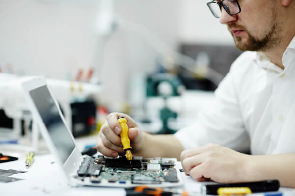 Students mastering Data Analytics and AI tools
